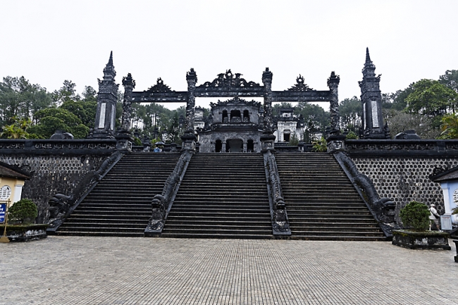 Hué-Tombeau de Khaï Dinh-011